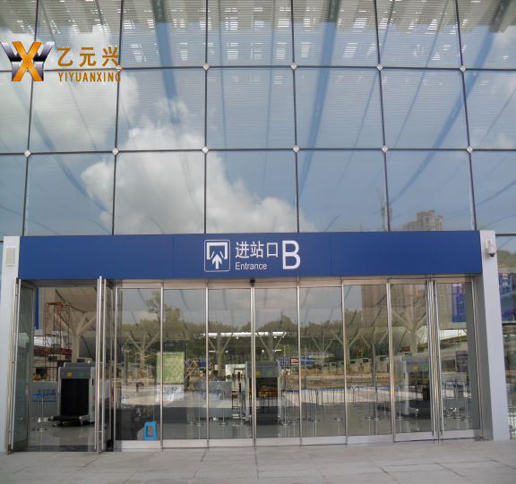 玻璃平移自动91视频黄色免费版